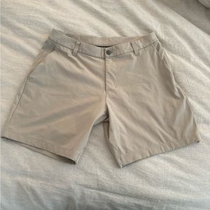 Men’s Commission Shorts - 7in; Size: 32; Khaki